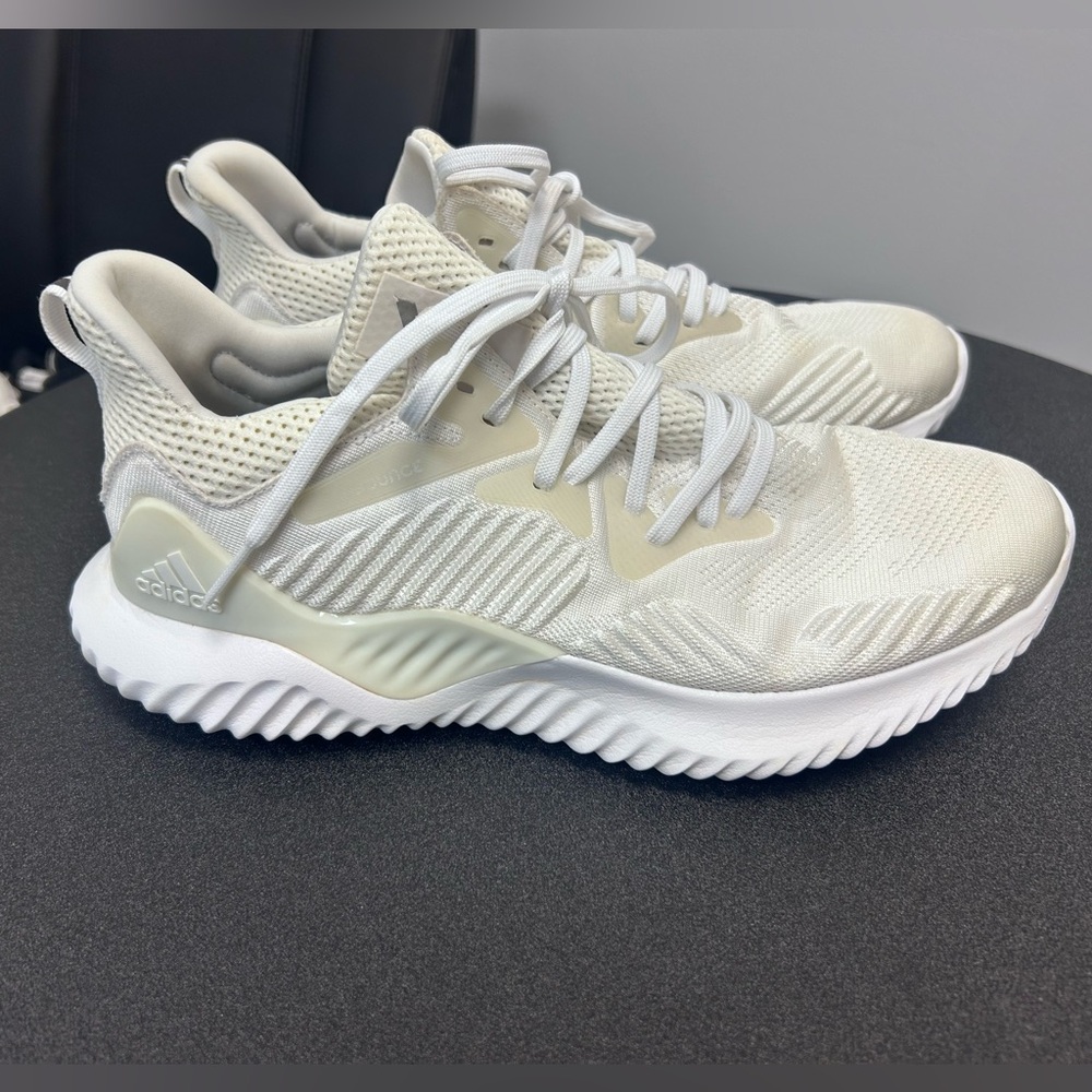 Adidas Alphabounce M size 9.5
